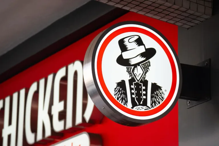 Slim Chickens to launch up to 20 UK drive‑through sites