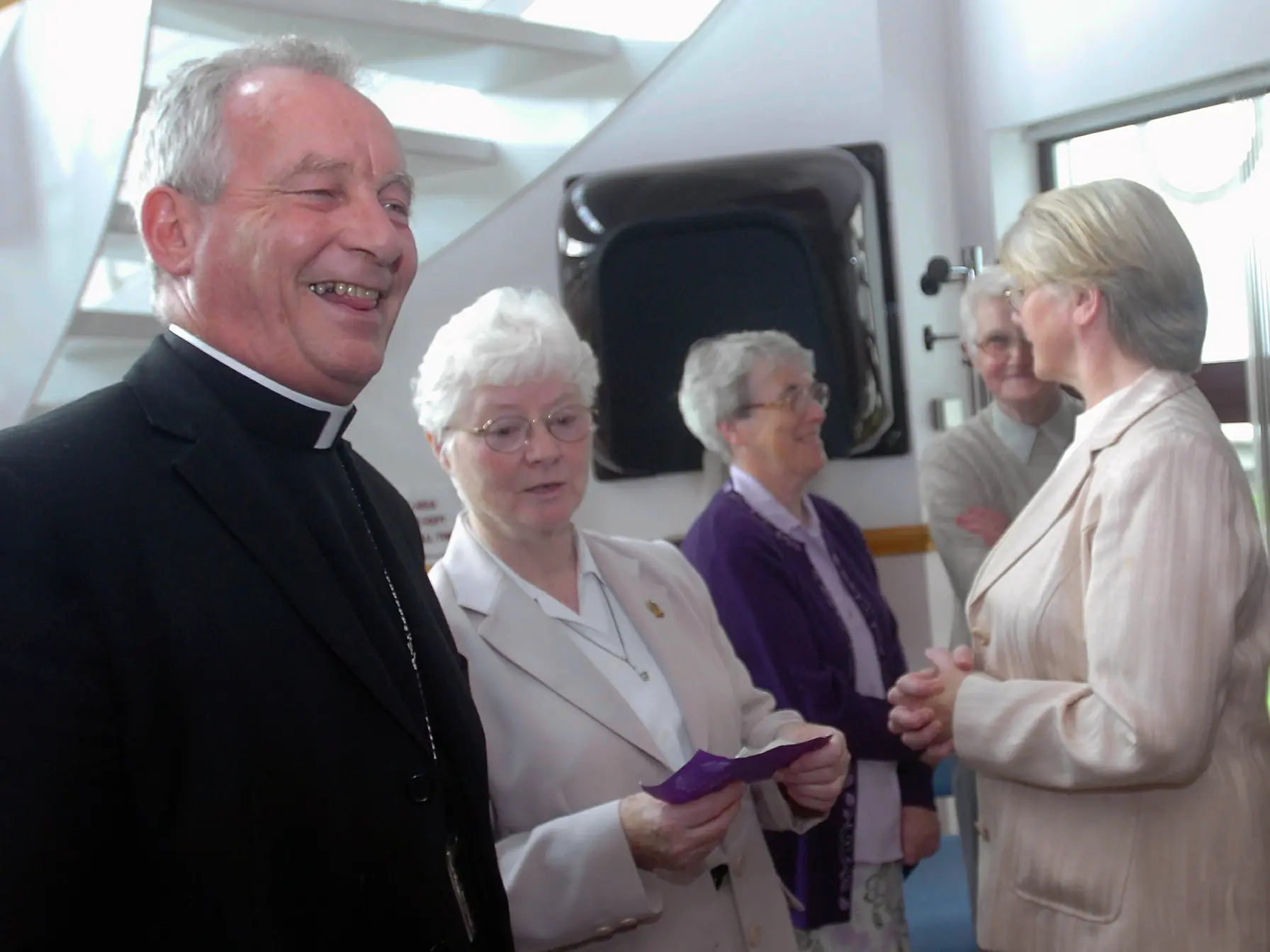 Cardiff Archbishop gifts £10,000 to St Anne's Hospice