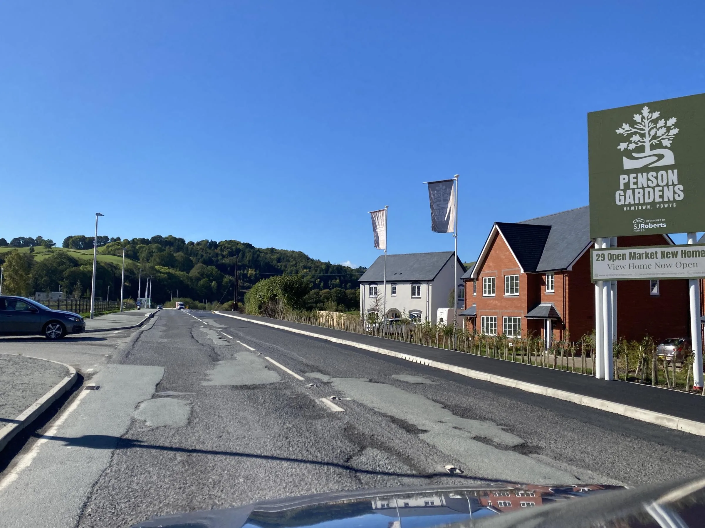 Newtown A4811 closure for resurfacing on Oct 20