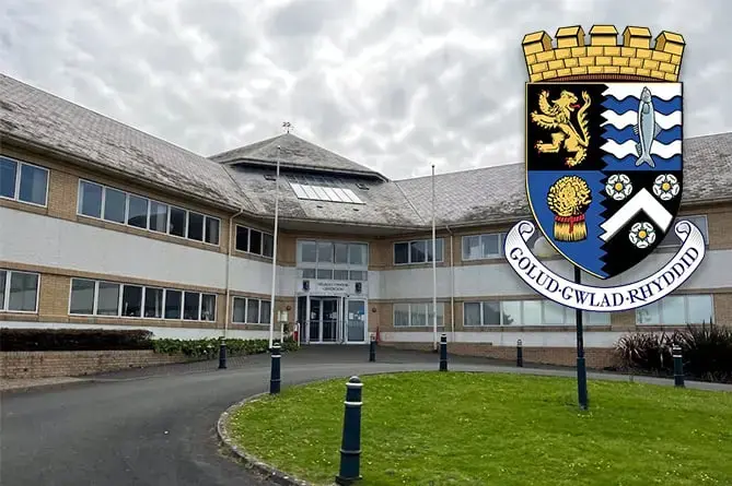 Ceredigion Council complaints drop but FOI delays persist
