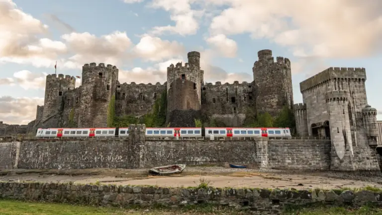 Wales' heritage sites generate £738m and 18,000 jobs