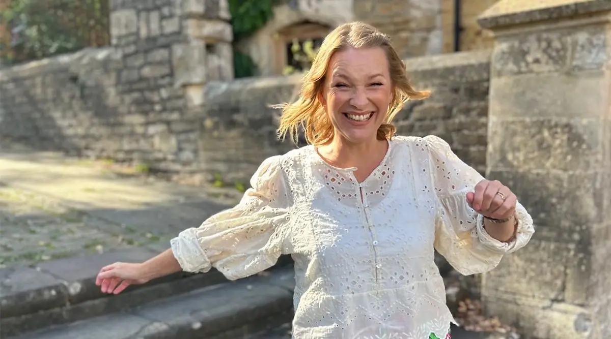 Joanna Page returns to Barry Island for new Shift the Thrift series