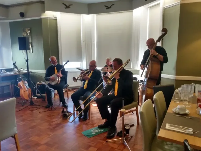 Vic Partridge Quintet impresses at Tenby Jazz Sunday lunch
