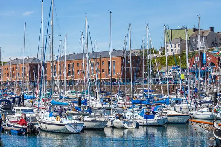 Elderly boat resident receives informal aid as care concerns rise