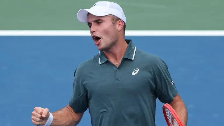 Fearnley retires injured to give Fery Vienna Open win