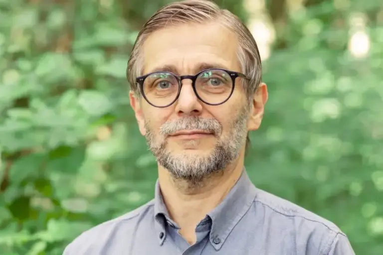 Bangor professor receives top forestry fellowship